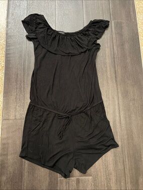VENUS Black Ruffle-Neck Girls One-Piece Romper